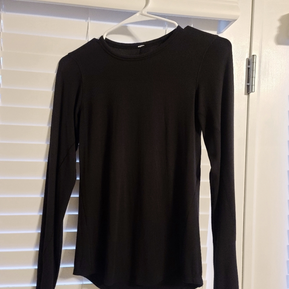 Lululemon Hold Tight Ribbed Longsleeve shirt, size 4